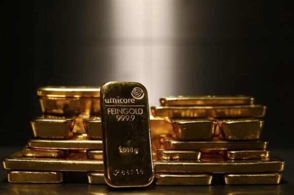 Gold at month-high as modest U.S. jobs growth plays down rate hike fears